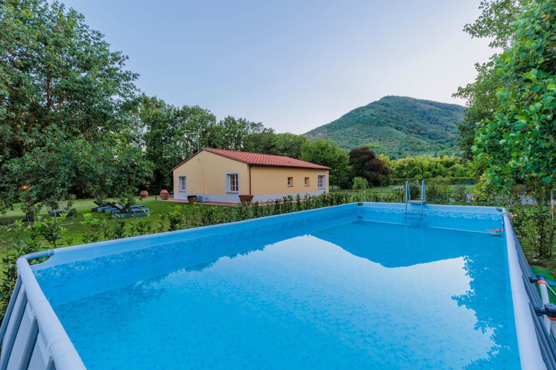 Villa Bassotta, A Charming Cottage Лукка Экстерьер фото