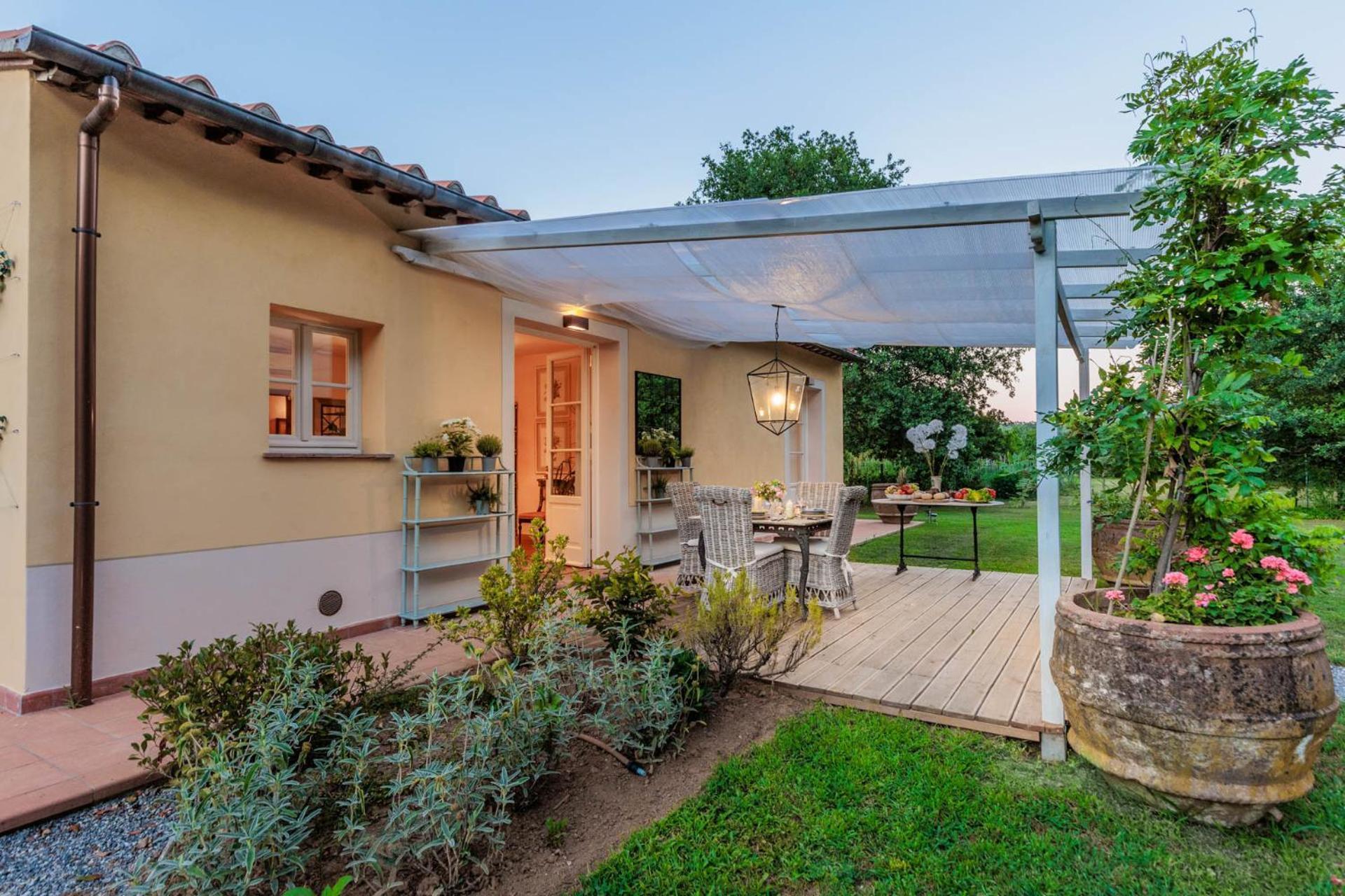 Villa Bassotta, A Charming Cottage Лукка Экстерьер фото